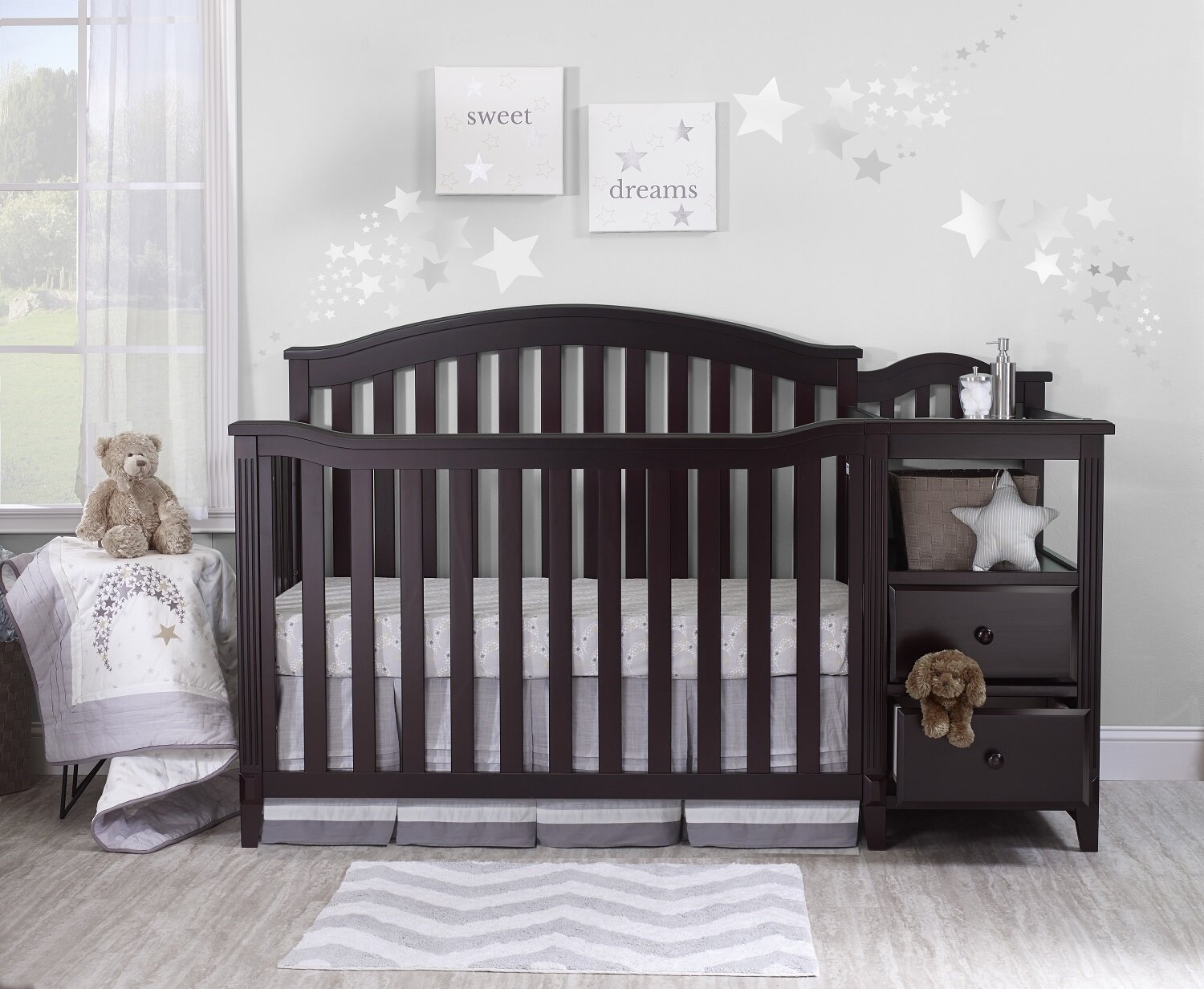 Berkley flat best sale top crib white