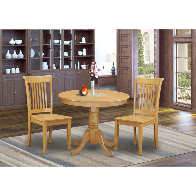 Ensemble de coin repas 3 pièces pour petits espaces comprenant une table de cuisine ronde avec piédestal et 2 chaises de salle à manger, 36 x 36 pouces, chêne