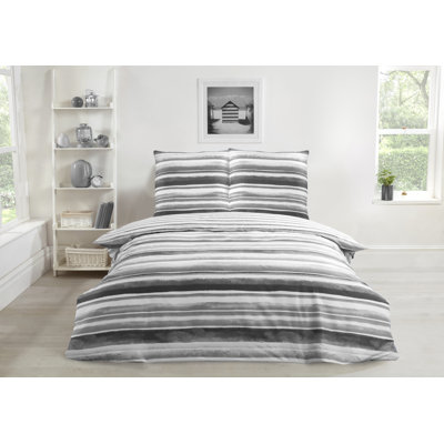 Adeva Striped Duvet Cover Set with Pillowcases Included