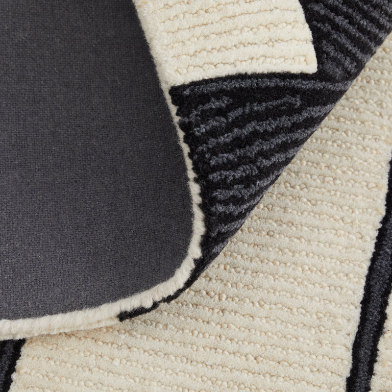 Handmade Black and Ivory Wool Abstract Rug, 8' x 10'
