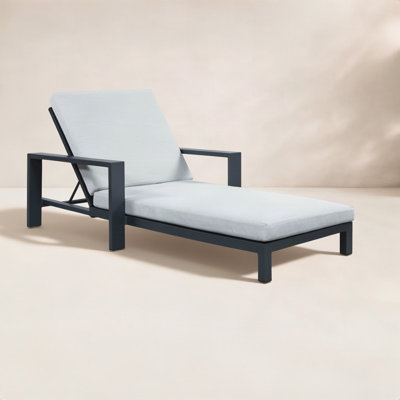 Hoyt 35'' Outdoor Metal Chaise Lounge