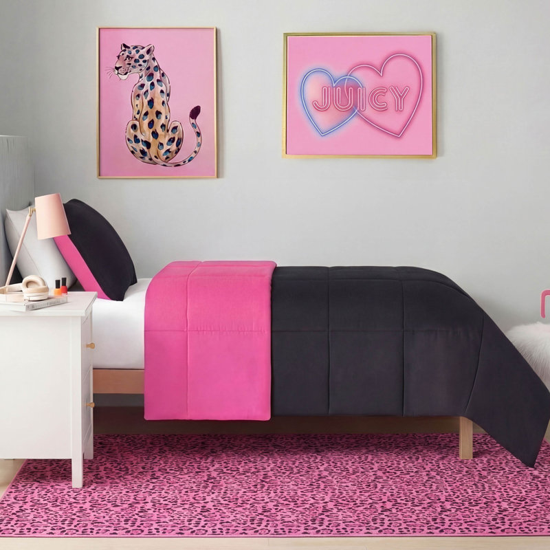 Finely Machine Washable Area Rugs, Hot Pink Paw, 5' x 7'