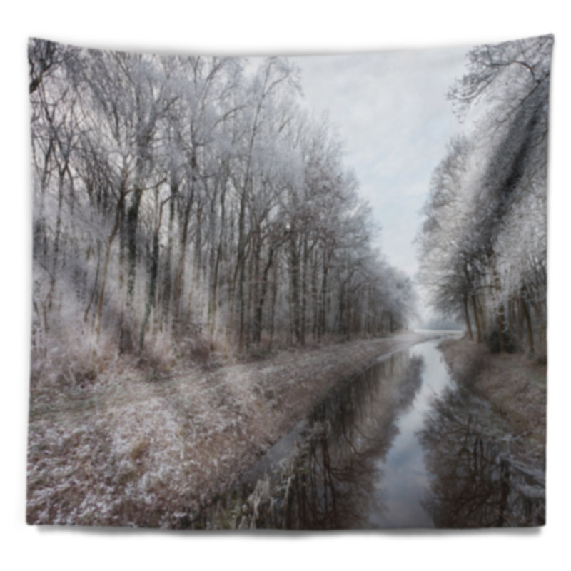 Tapisserie «Trees in White Winter Landscape», H 50 po x l 60 po