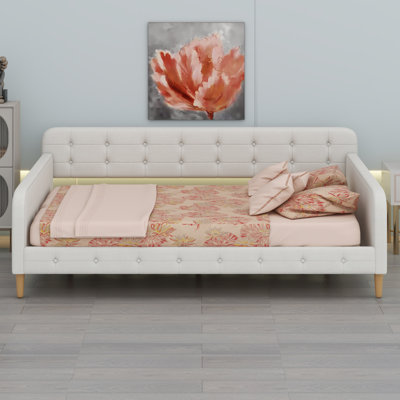 Upholstered Daybed With 4 Support Legs