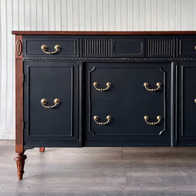 American-style retro minimalist sideboard