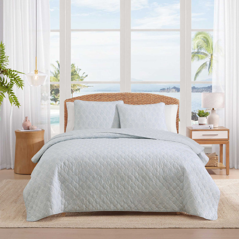 Tommy Bahama Line Palms Blue Cotton Reversible Quilt Set, Queen Quilt + 2 Standard Shams