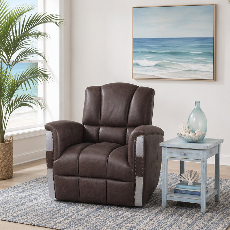 Chaise longue en cuir fleur rétro avec détails en aluminium et dossier capitonné pour un confort moderne.
