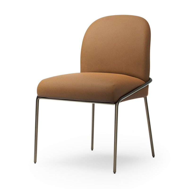 Chaise d'appoint rembourrée en cuir Laina, Chameau Maestro
