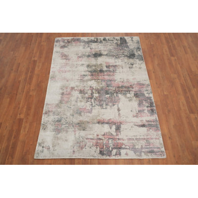 Distressed Look Abstract Rug 5x7