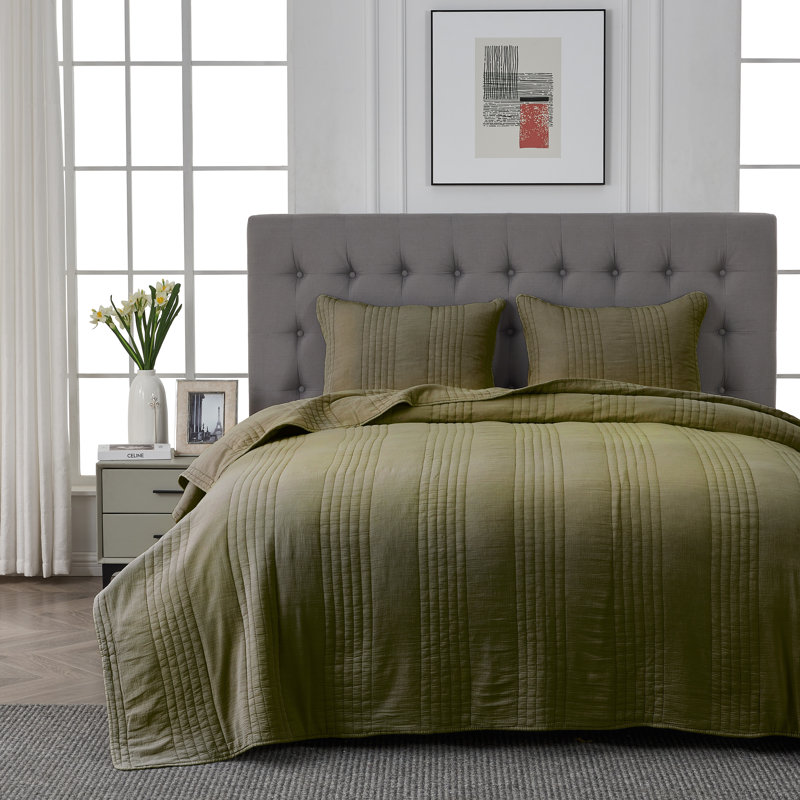 Kosovo Grimshaw 100% Cotton Quilt Set, Queen Quilt + 2 Standard Shams, Olive Green