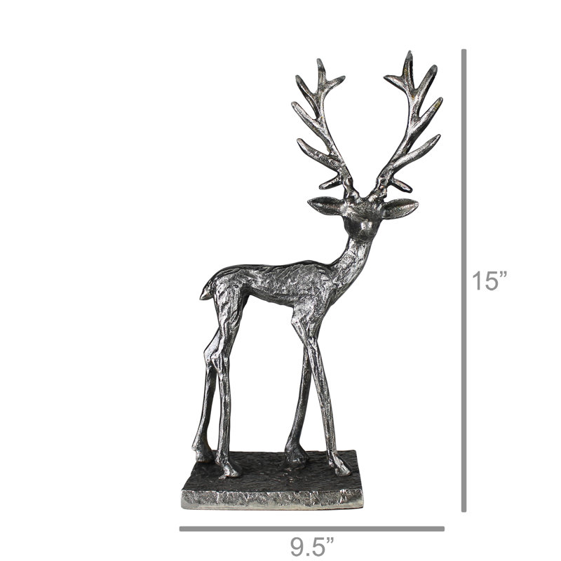 Figurine de cerf