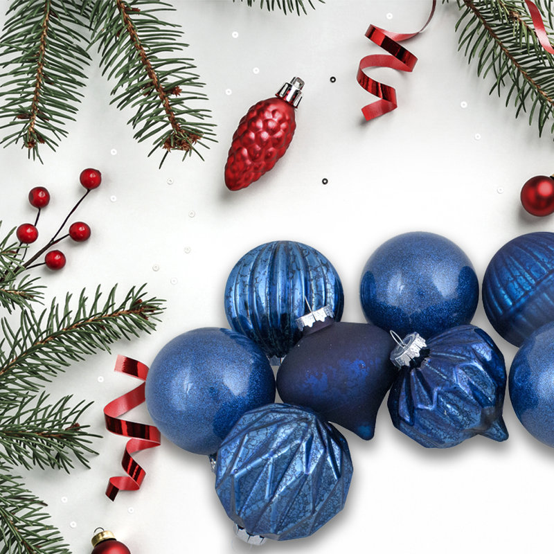 Ornement de Noël bleu avec faîteau bleu et boule de verre