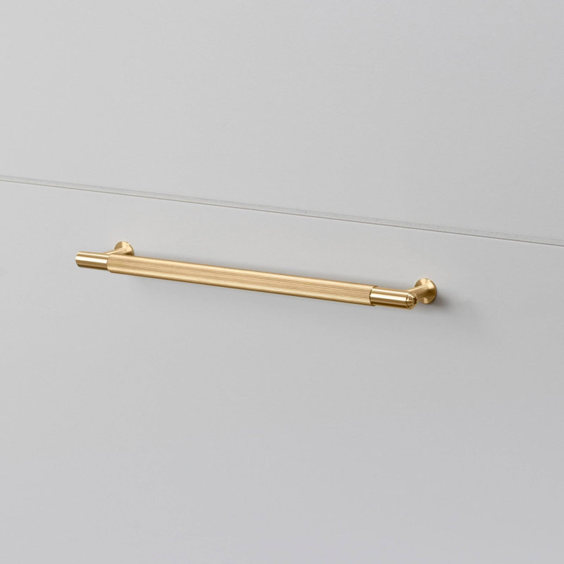 Barre de traction / linéaire / grand, Laiton, 8 43/50"