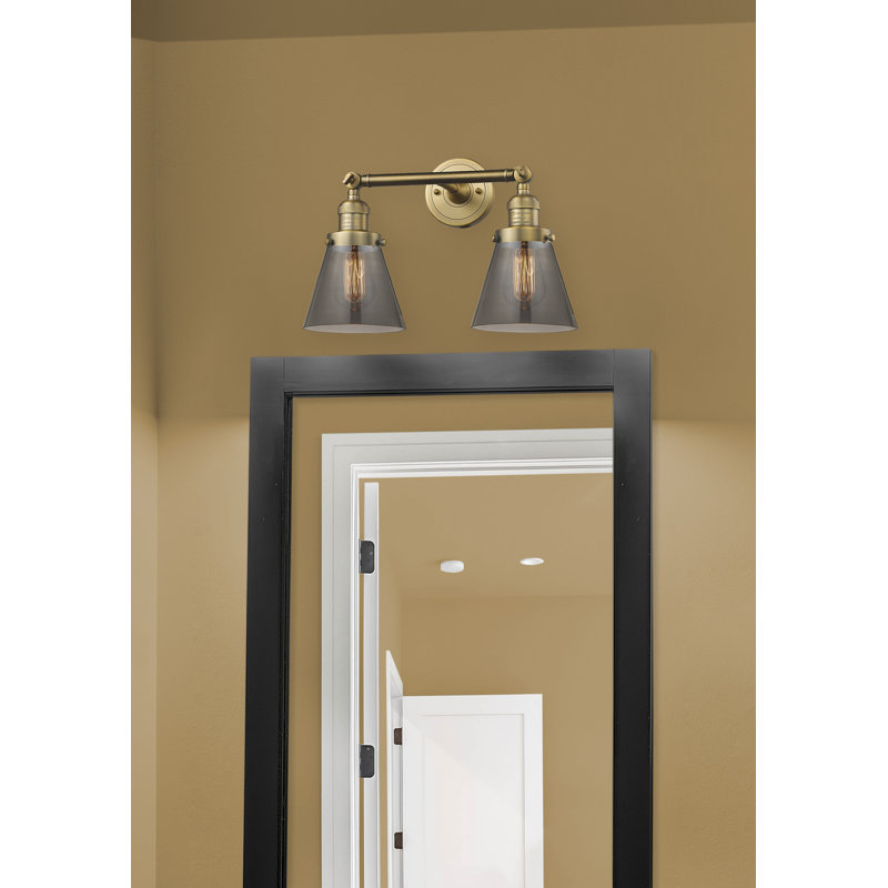 Éclairage de meuble-lavabo inclinable 2 lumières Cone, Ampoule à DEL rétro de 6 watts, Fumé, Laiton brossé