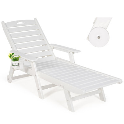 Chaise longue d'extérieur inclinable en PEHD 
