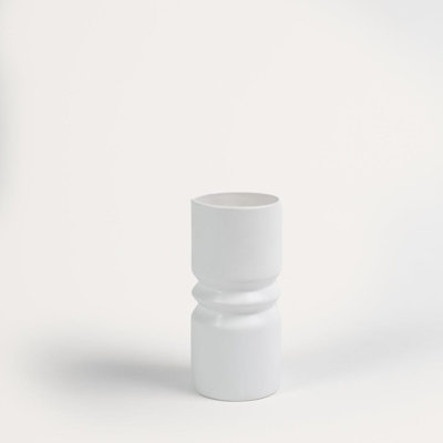 Nellija Ceramic / Porcelain Table Vase