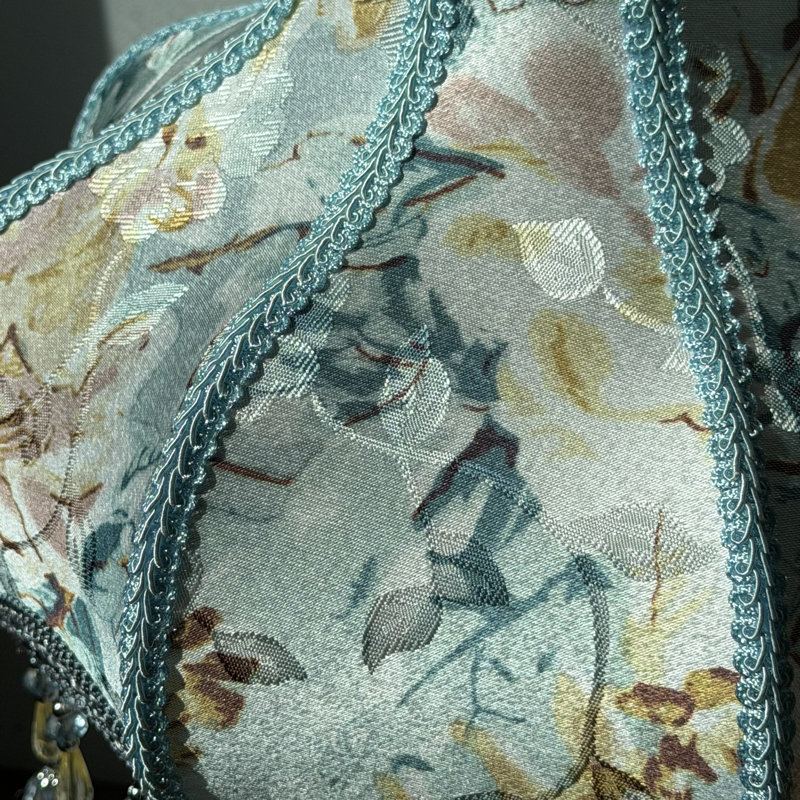 Jenisa Resin Table Lamp