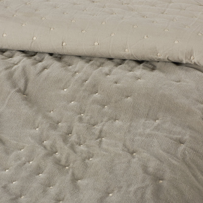 Gray Quilt, King