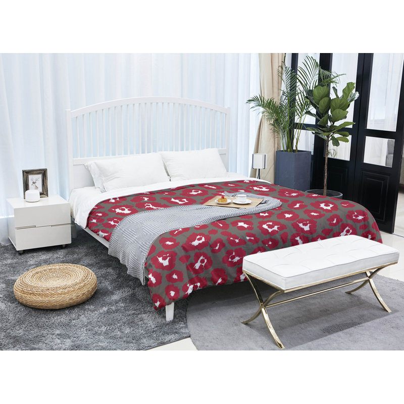 Polyester Animal Print Comforter, Queen Comforter, Tan