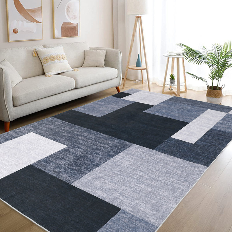 Kaelene Washable Patchwork Indoor Rug