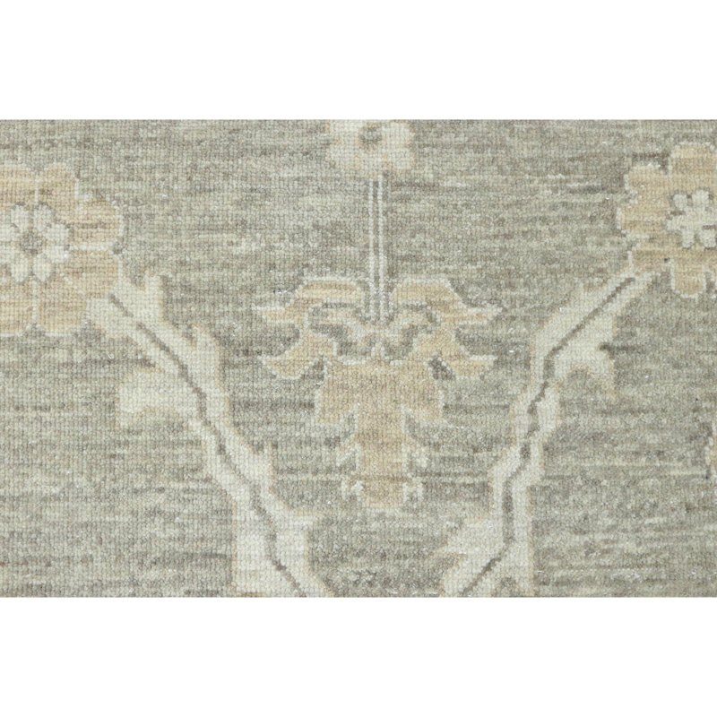 Hand Knotted Wool Area Rug in Beige, Rectangle 5' x 8'