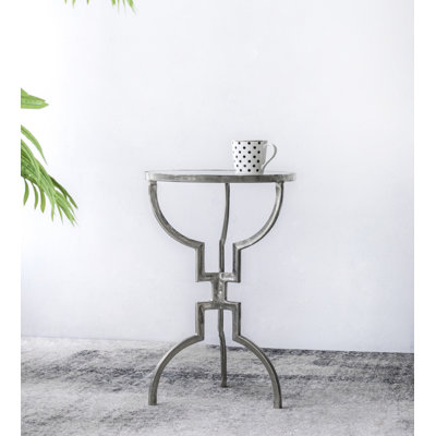 Table de bout