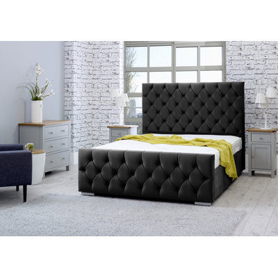 Katara Upholstered Velvet Sleigh Bed