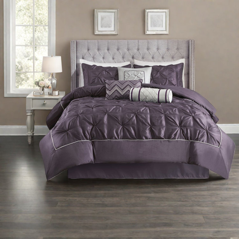 Elegant Plum King Bedding Sets, 100% Polyester Comforter With Tufted Design For Modern Bedrooms