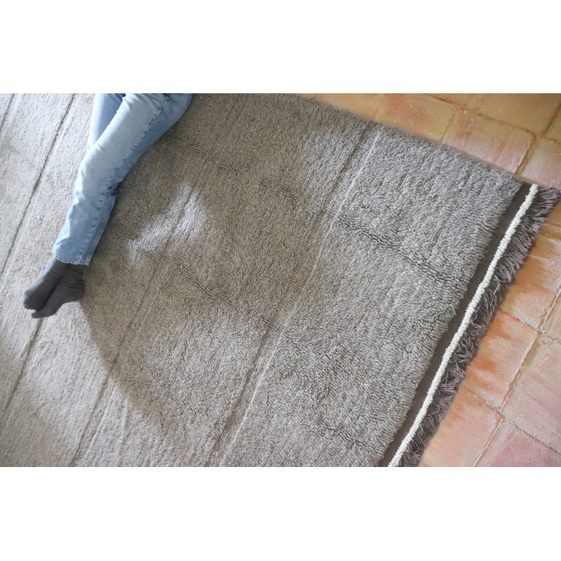 Sheep Of The World Hand Tufted Wool Area Rug in Sheep Gray, Runner 2'7" x 7'6"
