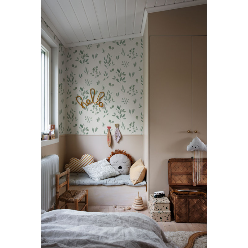 Familj 2 Floral Wallpaper Roll by Sandberg, Jade Black