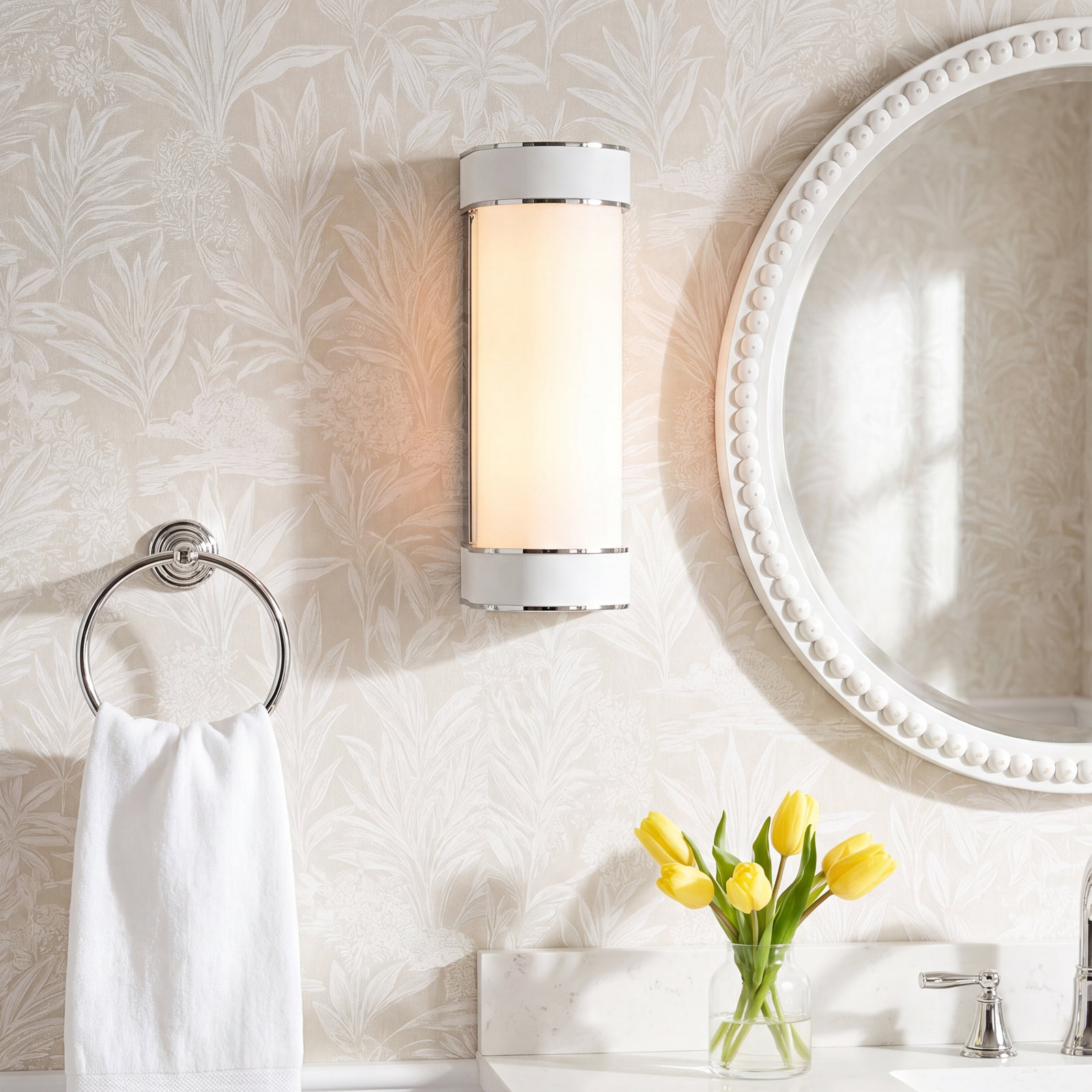 Moraine Single Dimmable Bath Bar, Sliver