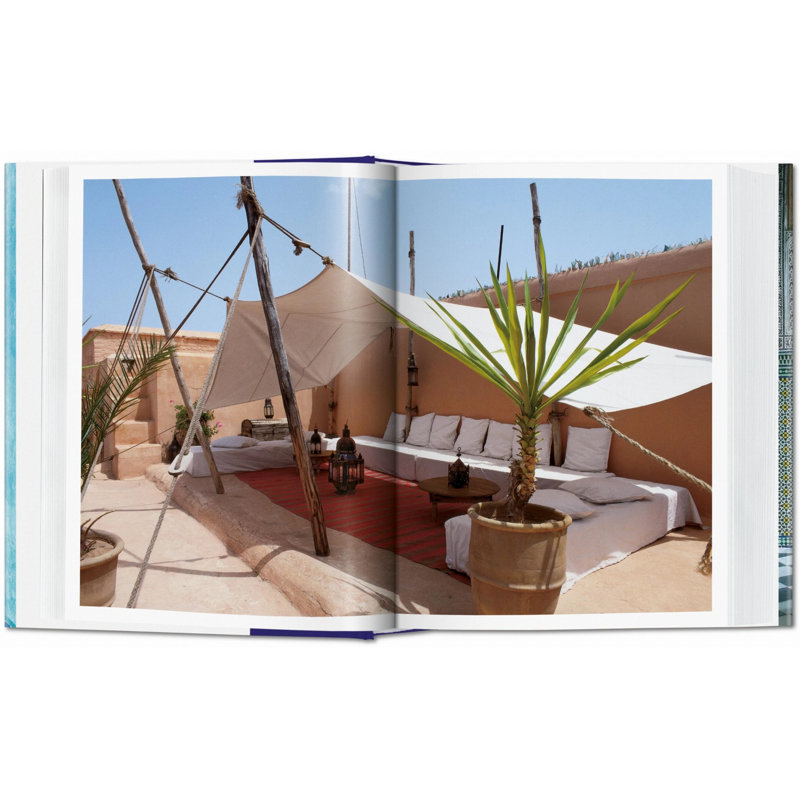 Living in Morocco. 45th Ed.