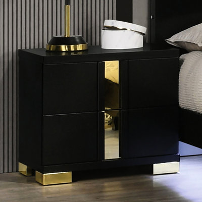 Armoire de chevet contemporaine avec garniture noire et dorée, poignée unique à rainure et étuis de preuve, pieds en bois d'ingénierie garnis de garnitures en métal, glissières de roulement, assemblage facile, pour la chambre à coucher
