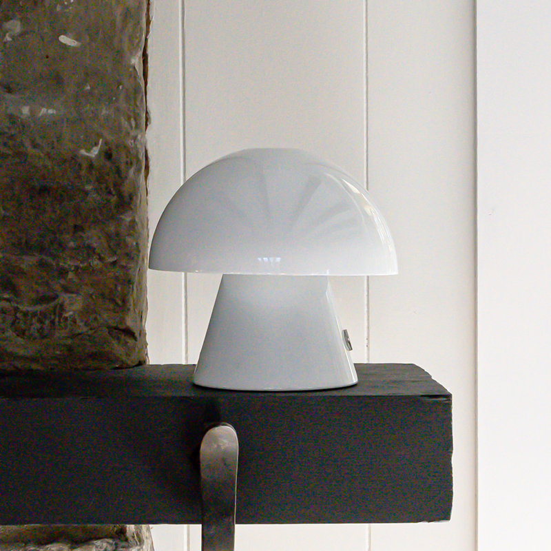 Lampe de table simple noire 7 po Xyanna, Blanc