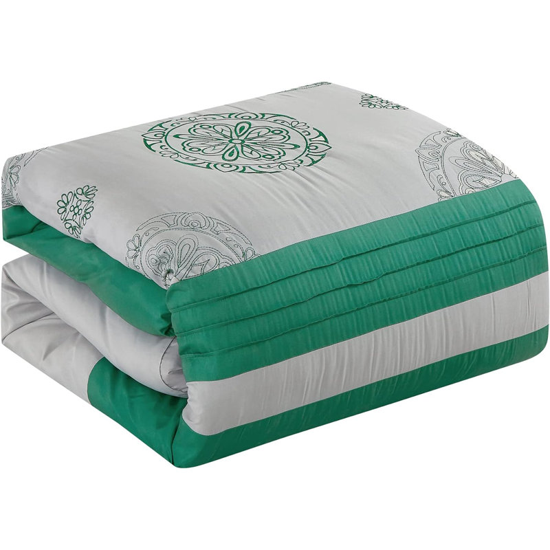 Polyester Floral Comforter, Queen Comforter + 6 Additional Pieces