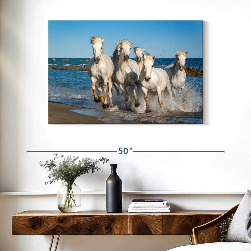 Brampt Camargue Horses, H 26 po x l 39 po