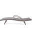 Chaise longue grise avec support en aluminium - Rehaussez la texture élégante de votre espace extérieur