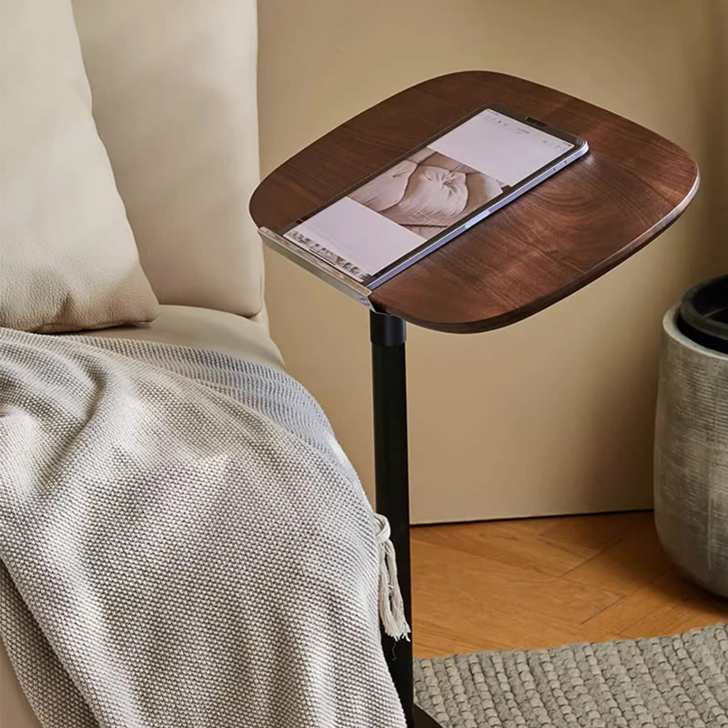 Table d'appoint en forme de C Amarian avec hauteur réglable et plateau rotatif, noyer