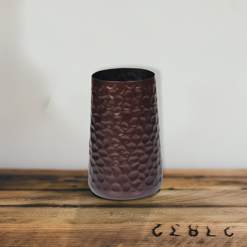 Vase martelé 10,75 po, H 8,75 po x l 5,5 po x P 5,5 po