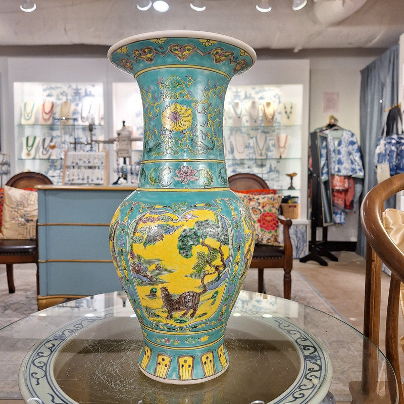 Vase en porcelaine Famille Verte