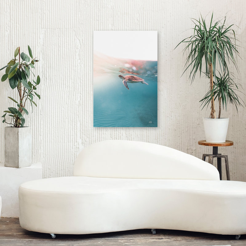 Contemporain et flottant sur la plage, H 36 po x l 24 po