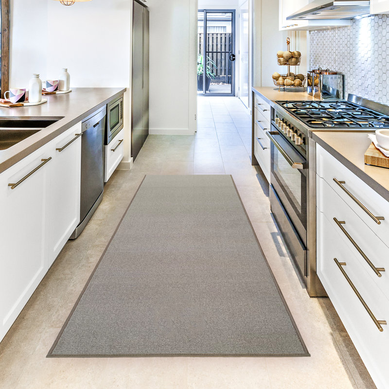 Halsey Performance Indoor Rug, Runner 2'7'' x 6'