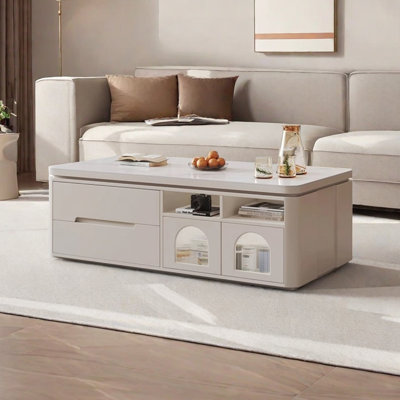 Table basse légère et luxueuse