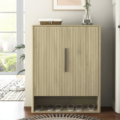 Range-chaussures pour hall d'entrée avec tablettes réglables, portes et tablette supérieure pour sacs, fabriquée en, structure stable, hauteur de 44,59 po, largeur de 15,21 po, profondeur de 35,63