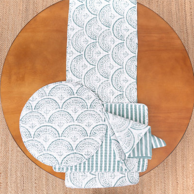 Halsey Scallop Runner