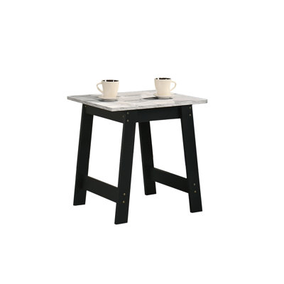 Table de bout noire 19 po avec finition en faux marbre Kenzo