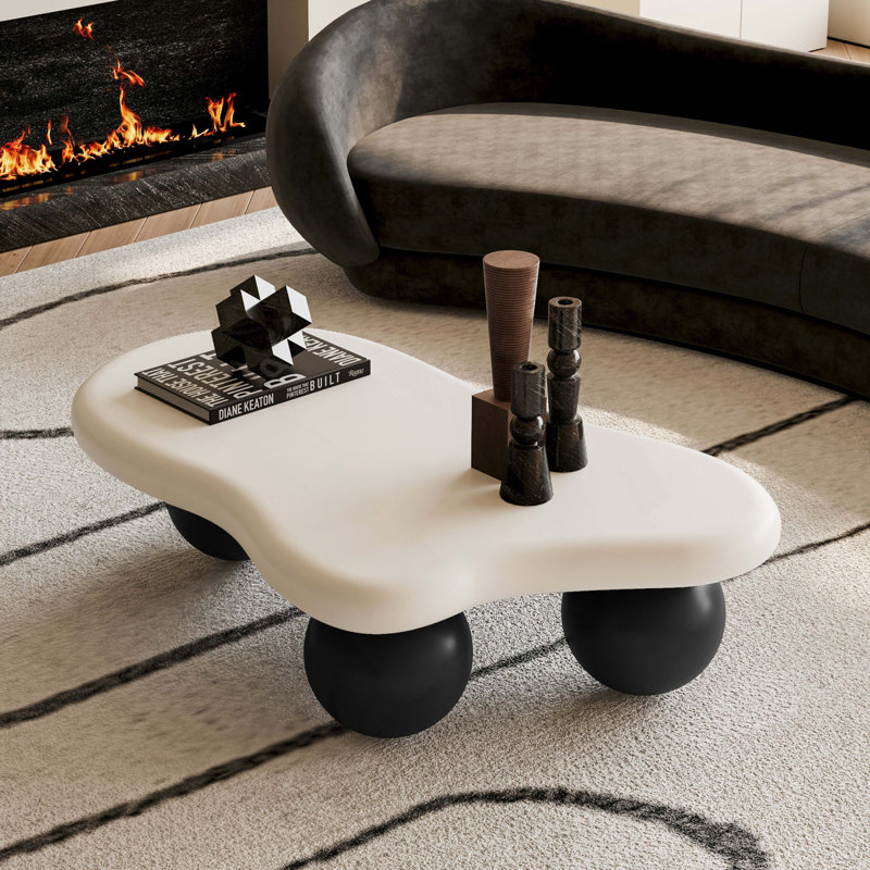 Table basse de 40 pouces en forme de nuage avec 3 pieds sphériques pour le salon, Blanc/Noir