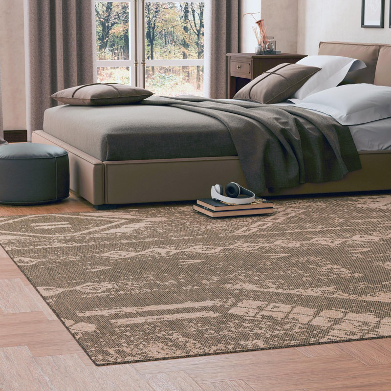 Sheglita Abstract Indoor Rug, Square 8'