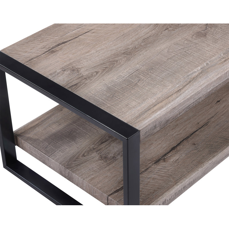 Table basse rustique en bois brun avec tablette de rangement, parfaite pour les salons modernes et traditionnels.