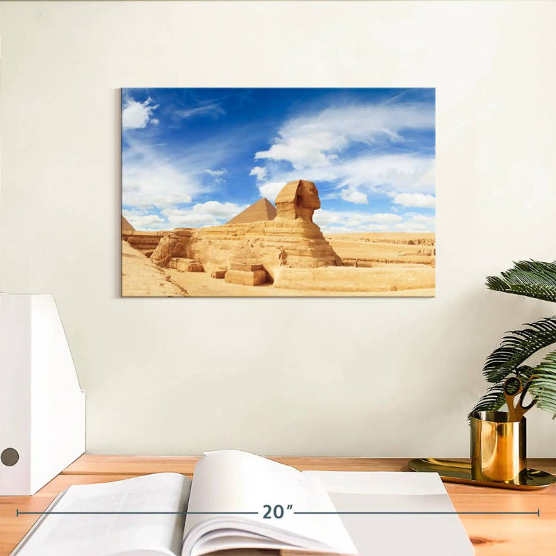 Adella, ciel nuageux sur un sphinx égyptien, H 8 po x l 12 po